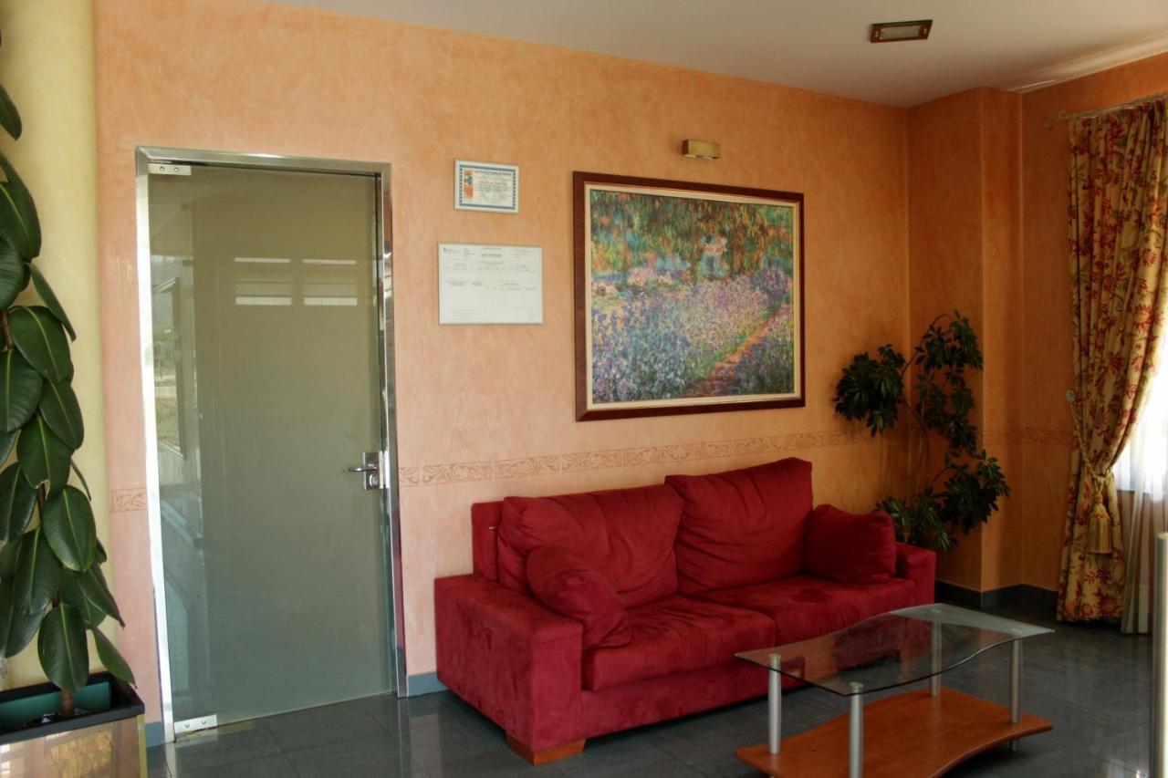 Hostal Tio Pepe II 벰비브레 외부 사진
